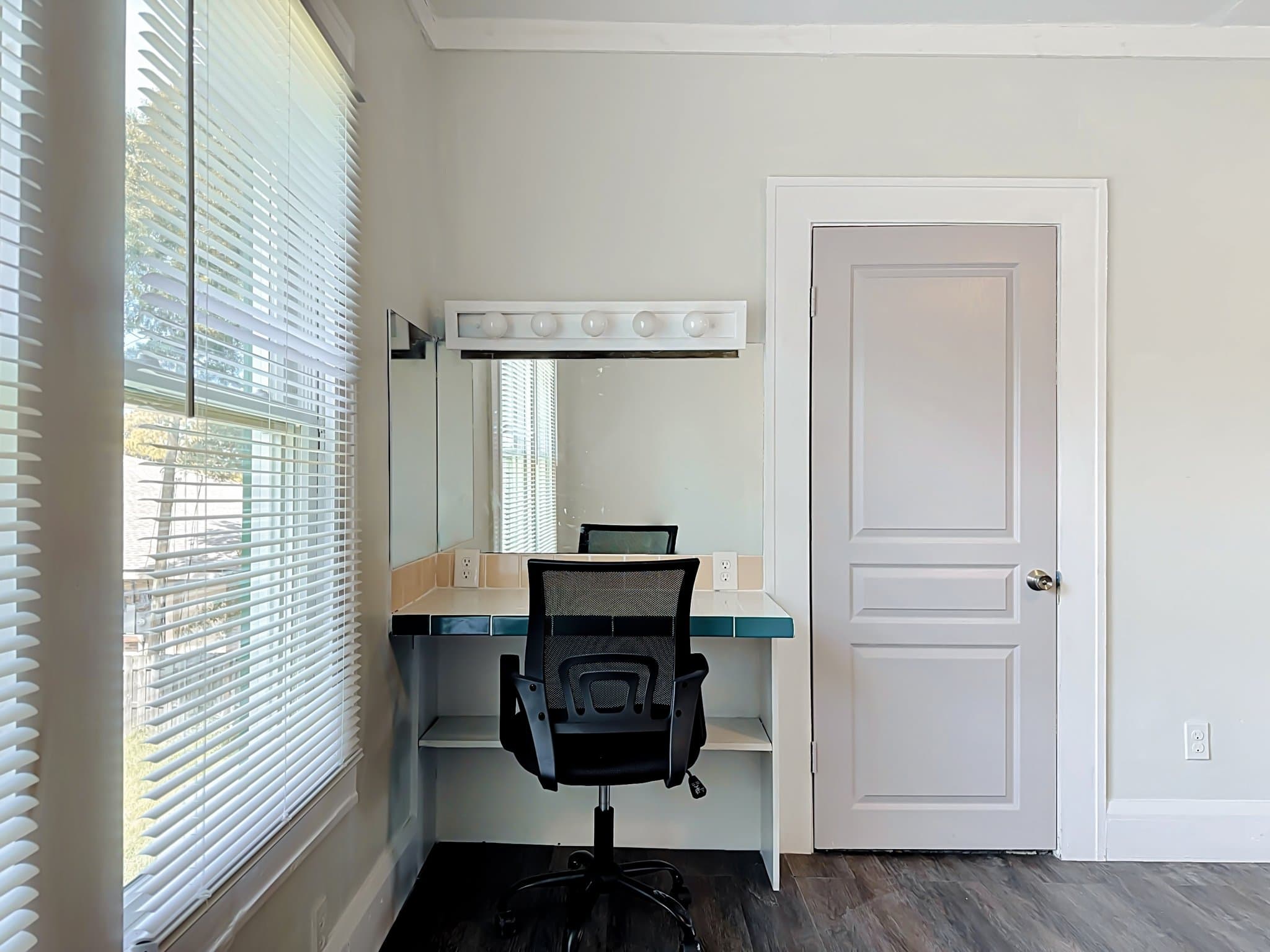 palmetto Single Room: 1605 10th avenue west
