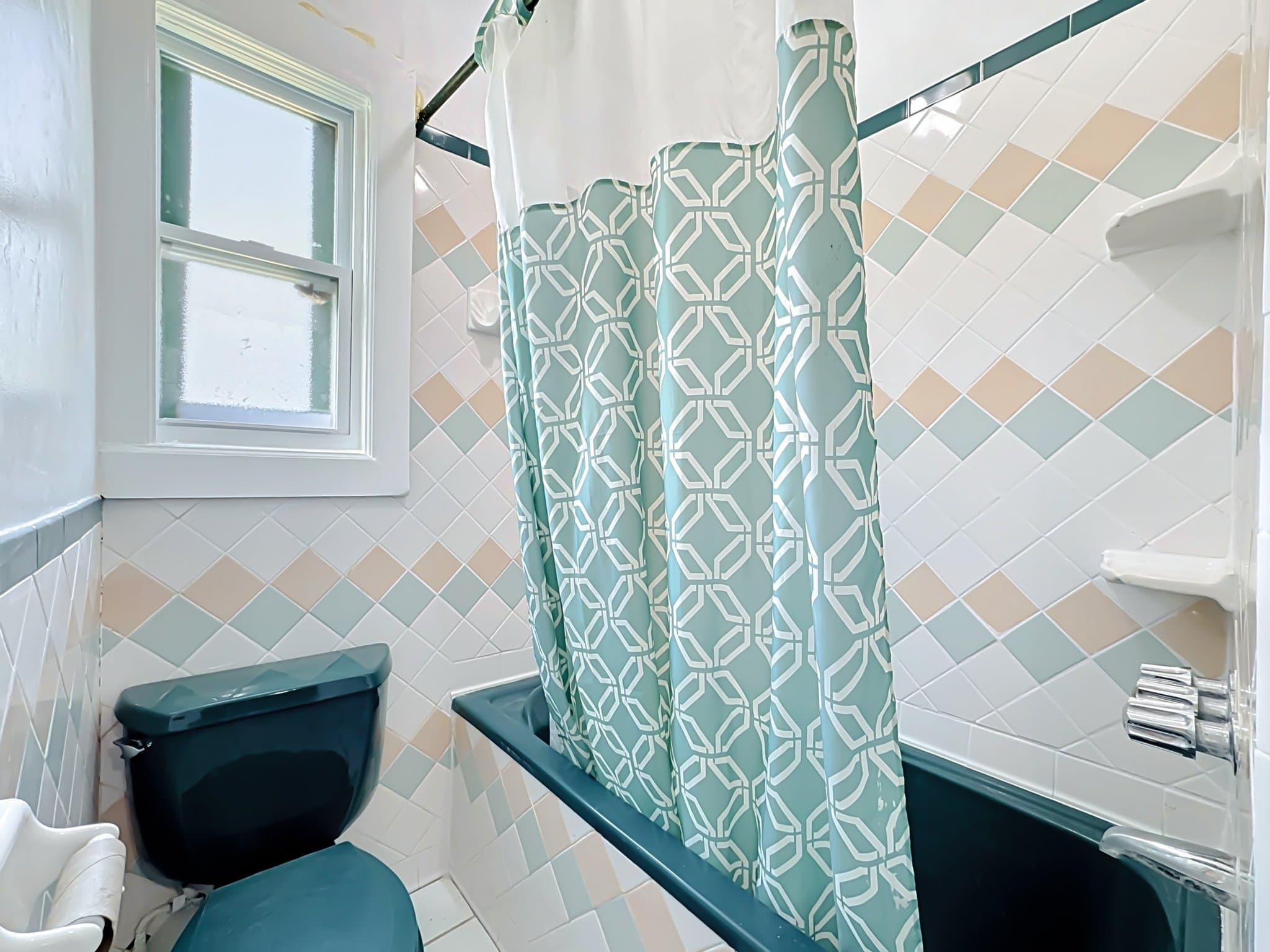 palmetto Single Room: 1605 10th avenue west