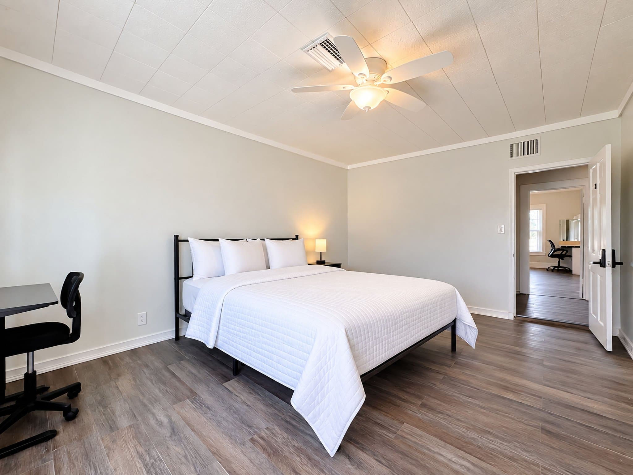 palmetto Single Room: 1605 10th avenue west