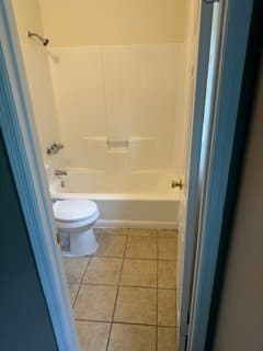 Savannah Other: 207 Holiday Cir