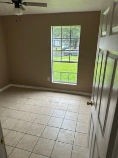 Savannah Other: 207 Holiday Cir