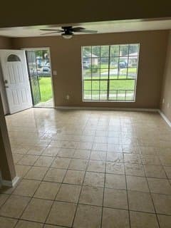 Savannah Other: 207 Holiday Cir