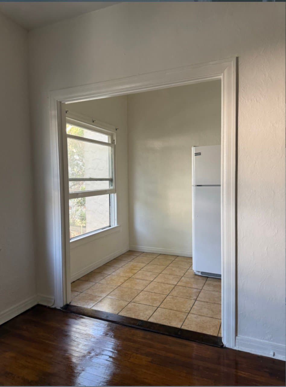 Hollywood Apartment: 2025 cheramoya