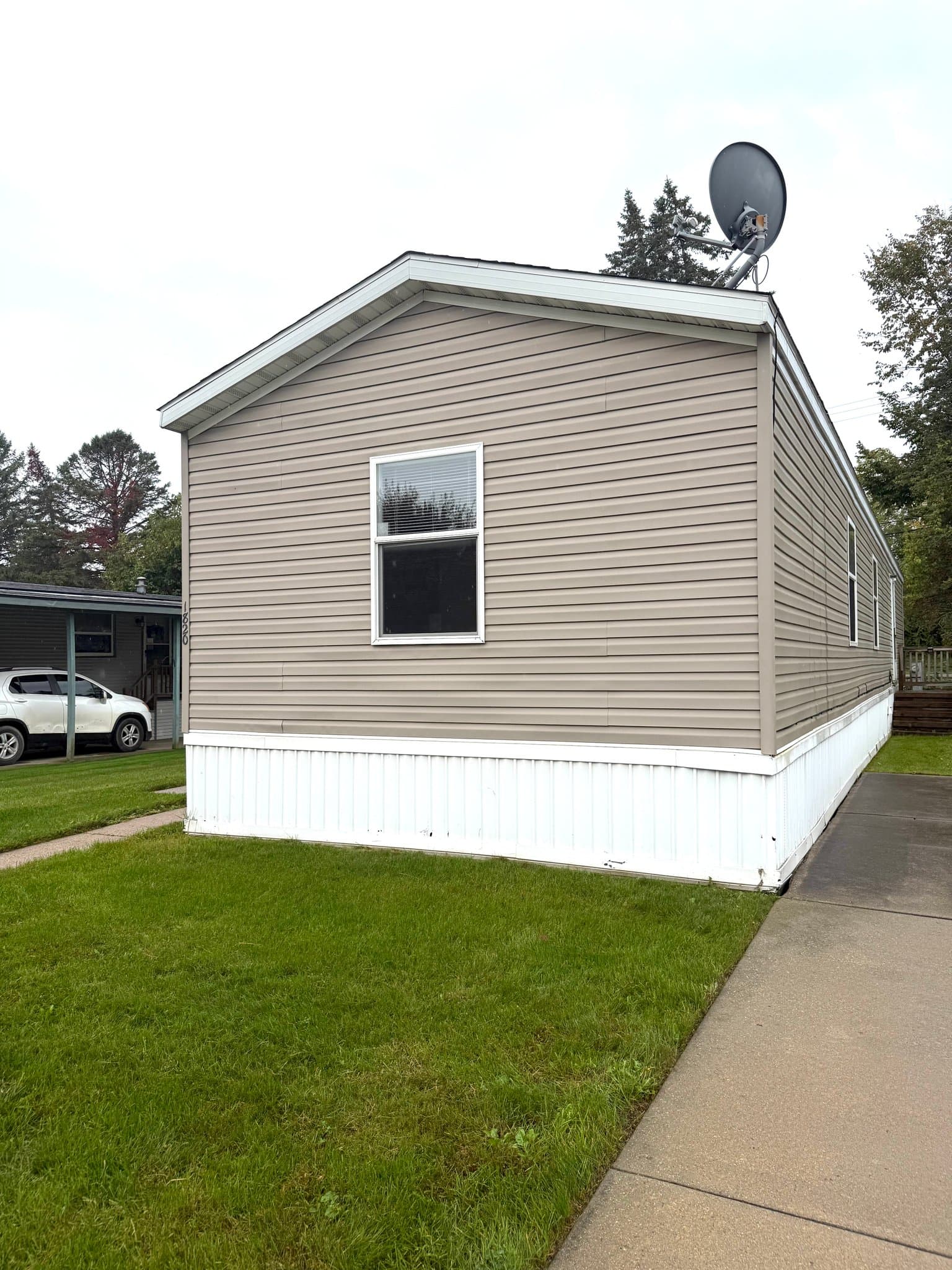 Milford House: 1820 Collins Ct.