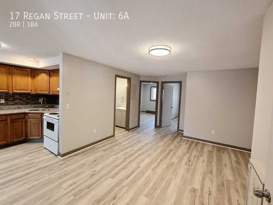 Vernon Apartment: 17 Regan Street