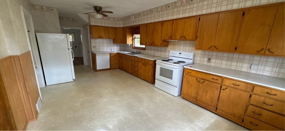 Dassel House: 340 Parker Ave E