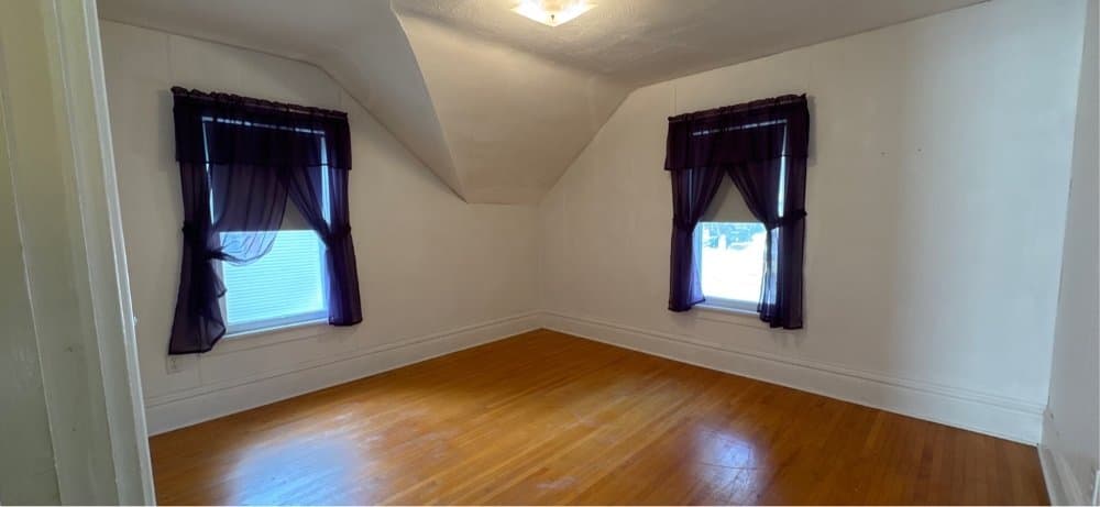 Dassel House: 340 Parker Ave E