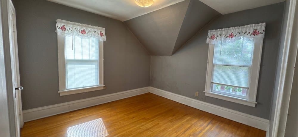 Dassel House: 340 Parker Ave E
