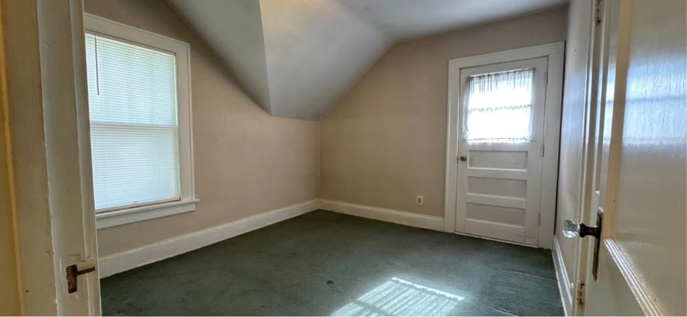 Dassel House: 340 Parker Ave E