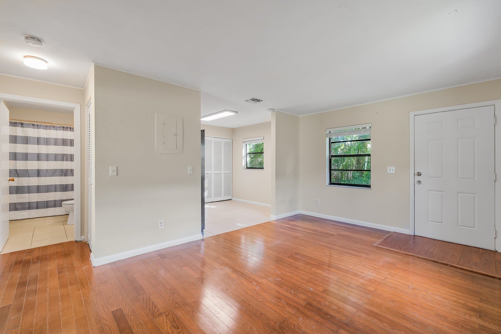 Vero Beach Multiplex: 855 16th Pl