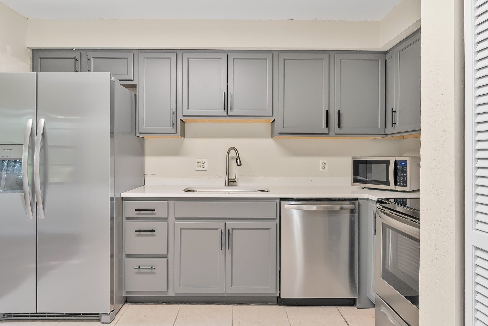 Vero Beach Multiplex: 855 16th Pl