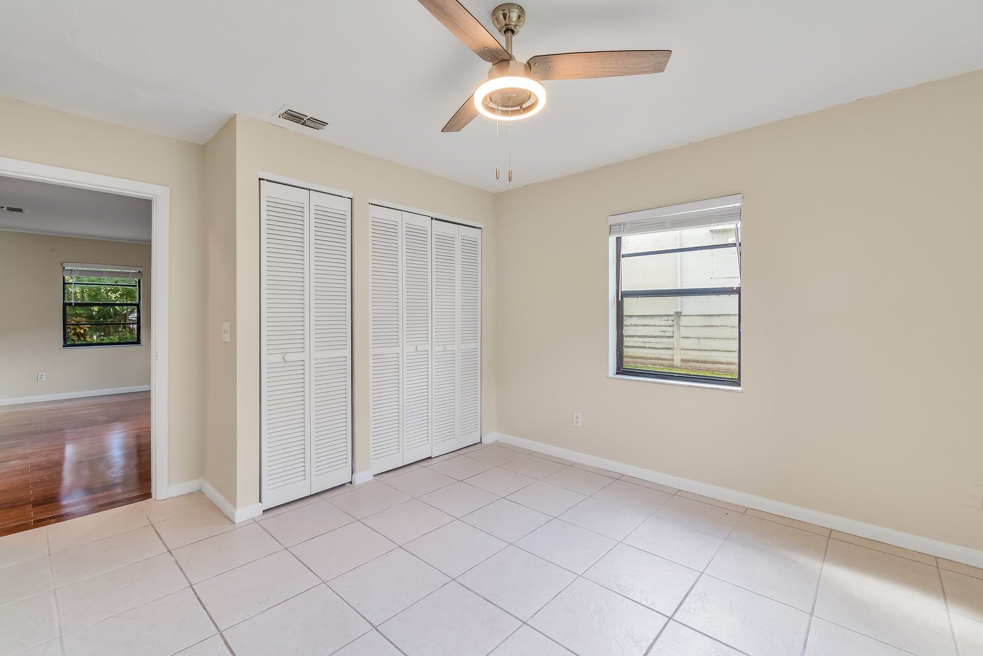 Vero Beach Multiplex: 855 16th Pl