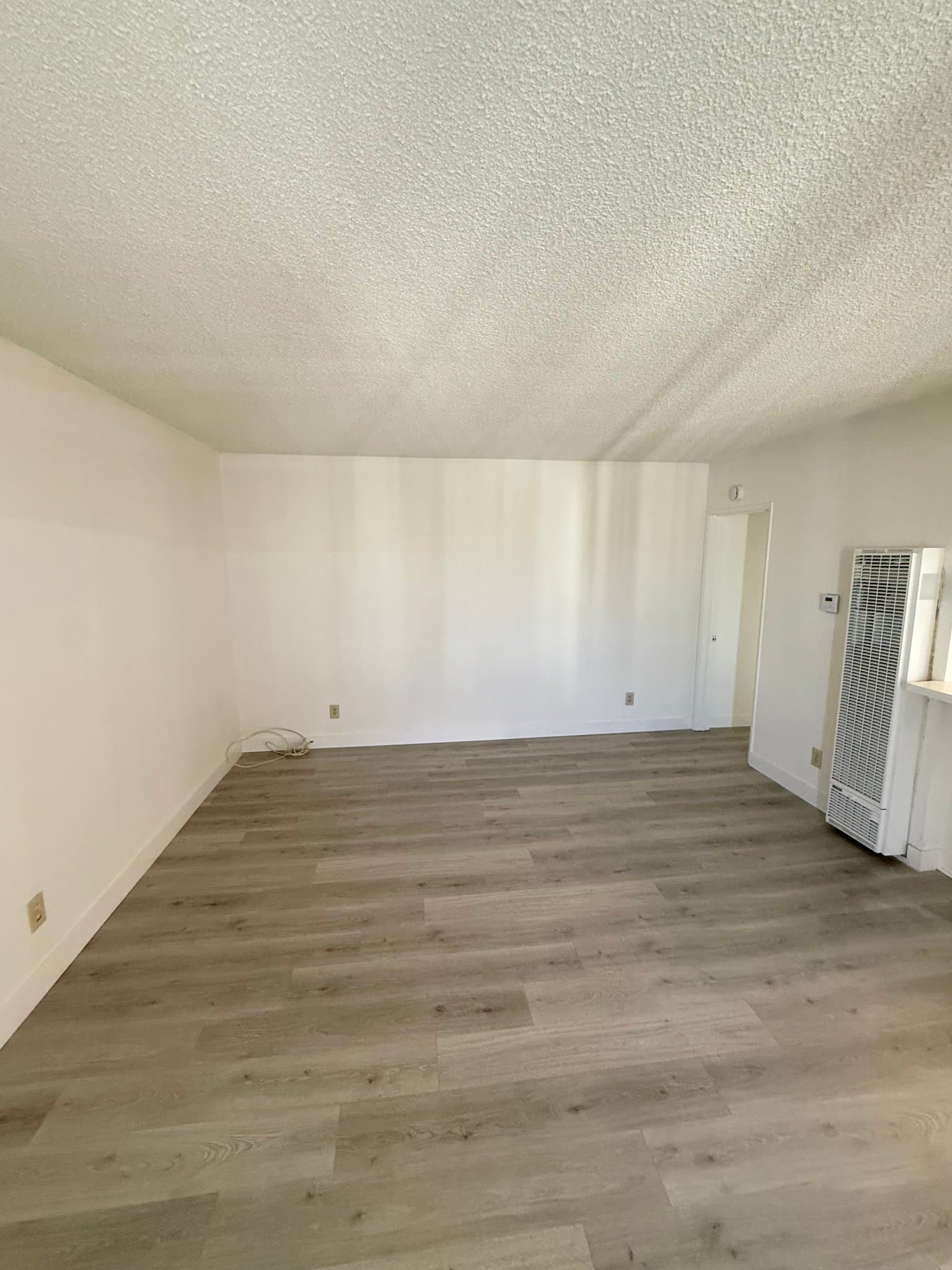 Norwalk Apartment: 15531 Belshire Ave