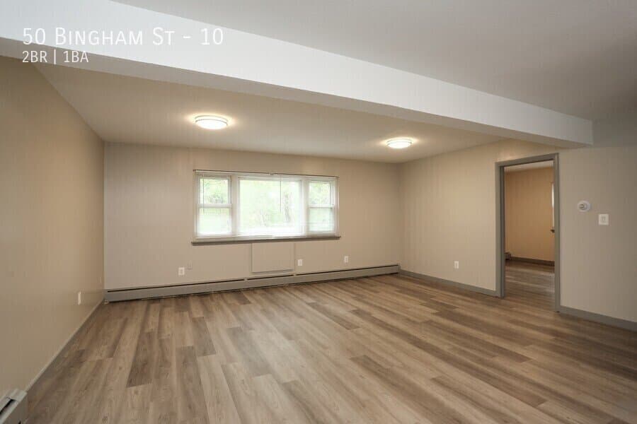 Bristol Apartment: 50 Bingham St