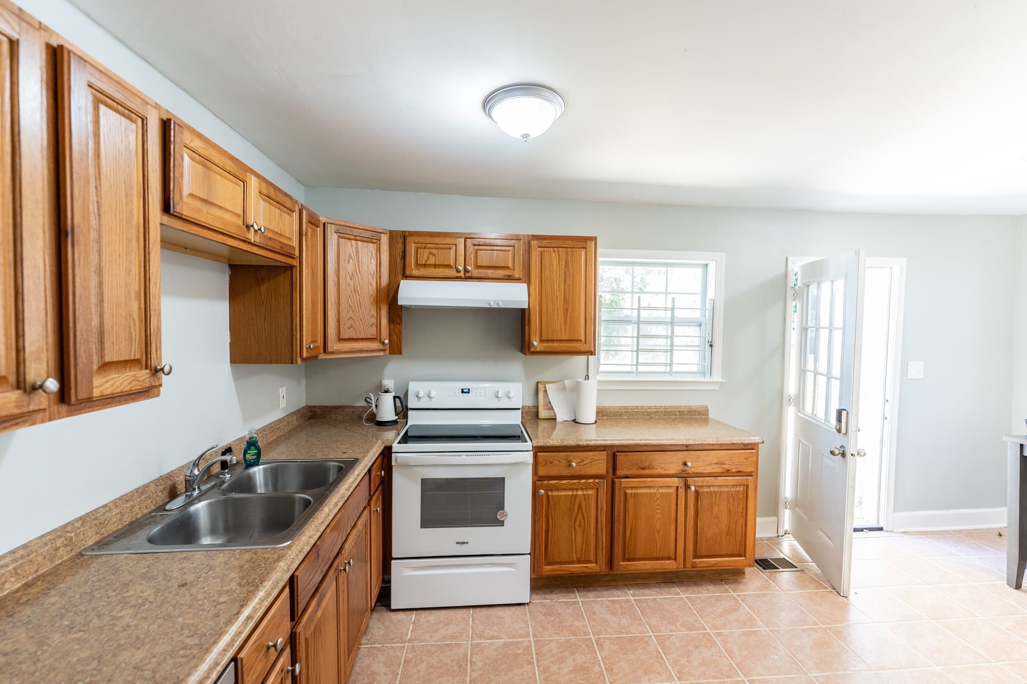 Atlanta Single Room: 761 Kennolia Dr SW