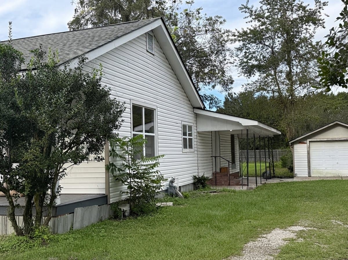 Richmond Hill House: 176 Oak Hill Rd