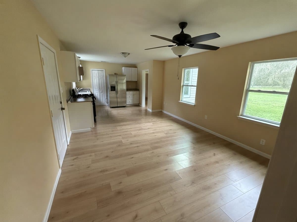 Richmond Hill House: 176 Oak Hill Rd