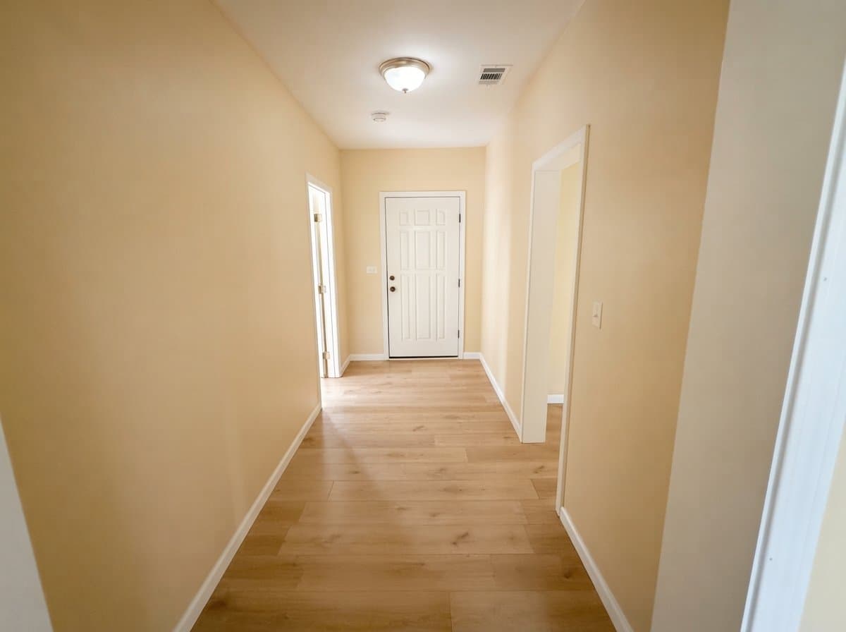Richmond Hill House: 176 Oak Hill Rd