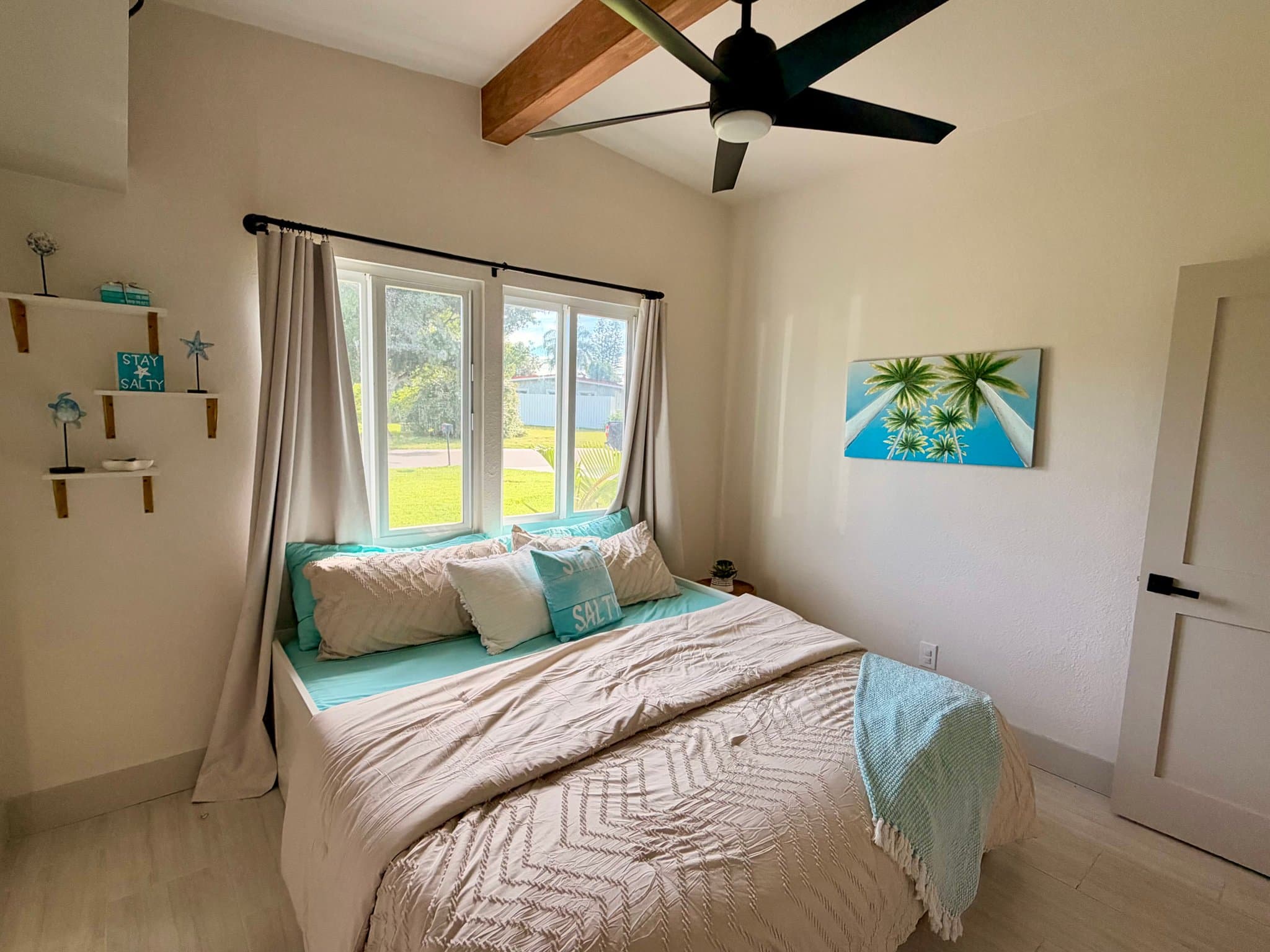 St Petersburg House: 4516 Huron rd