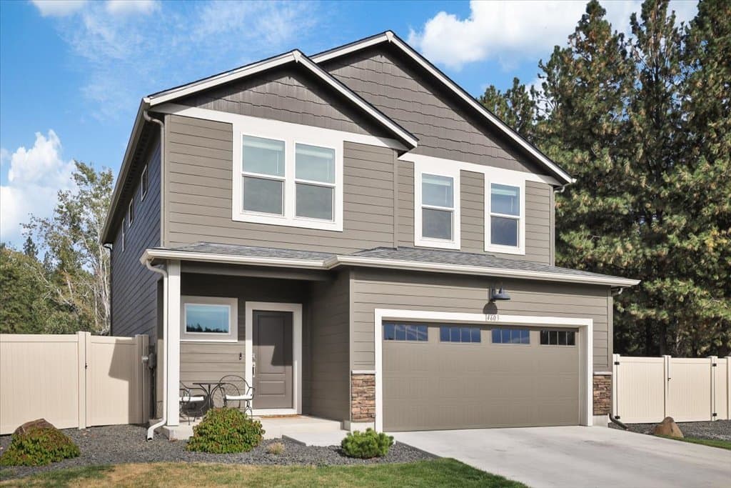 Spokane House: 4603 S Frosty Ln