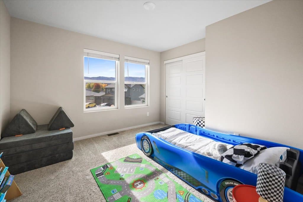 Spokane House: 4603 S Frosty Ln