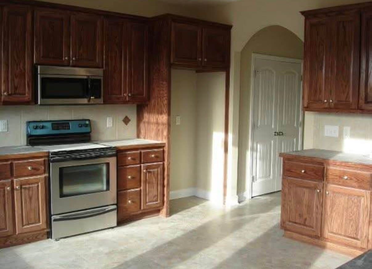 Fayetteville House: 3336 Eastgate St