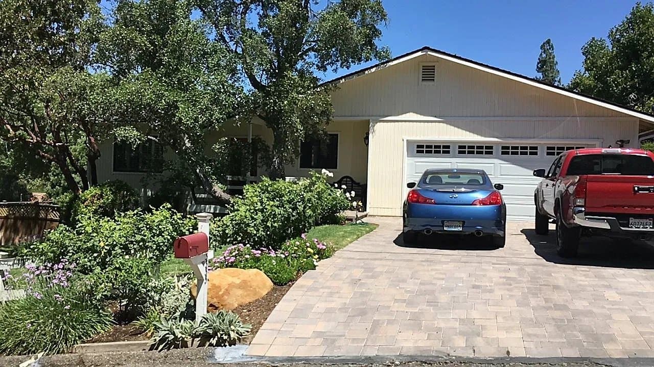 Santa Ynez House: 3335 Madera St