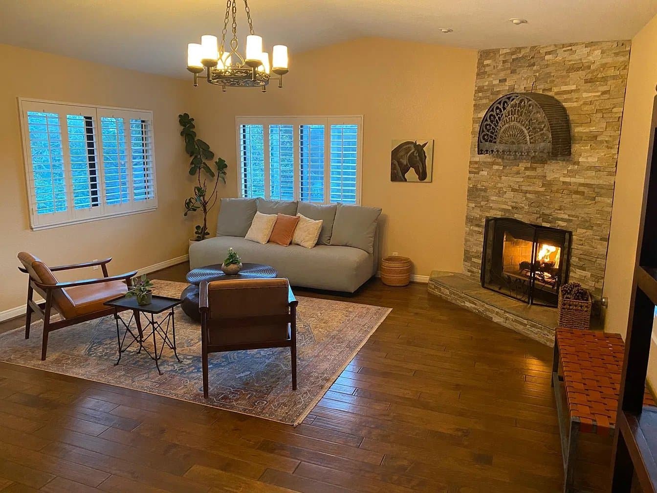 Santa Ynez House: 3335 Madera St