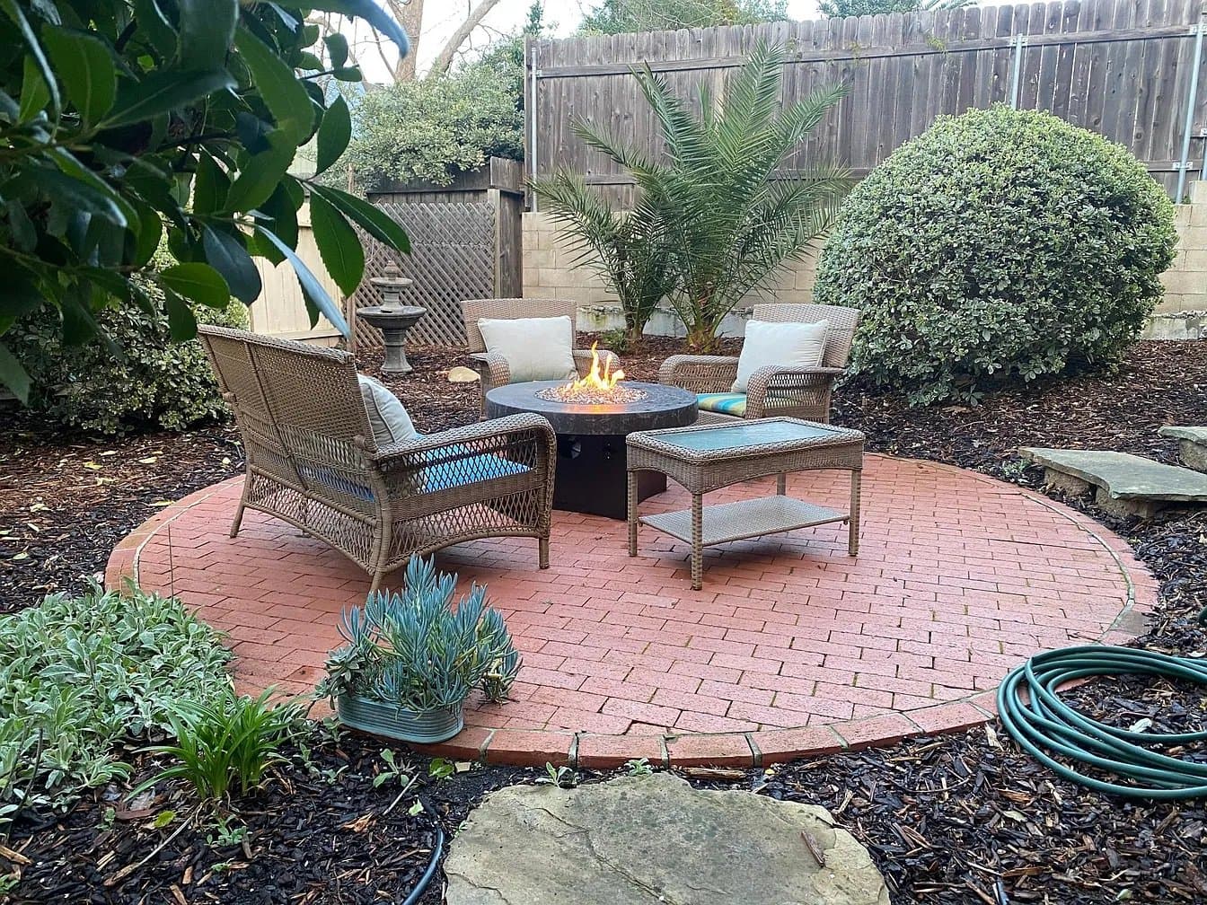 Santa Ynez House: 3335 Madera St