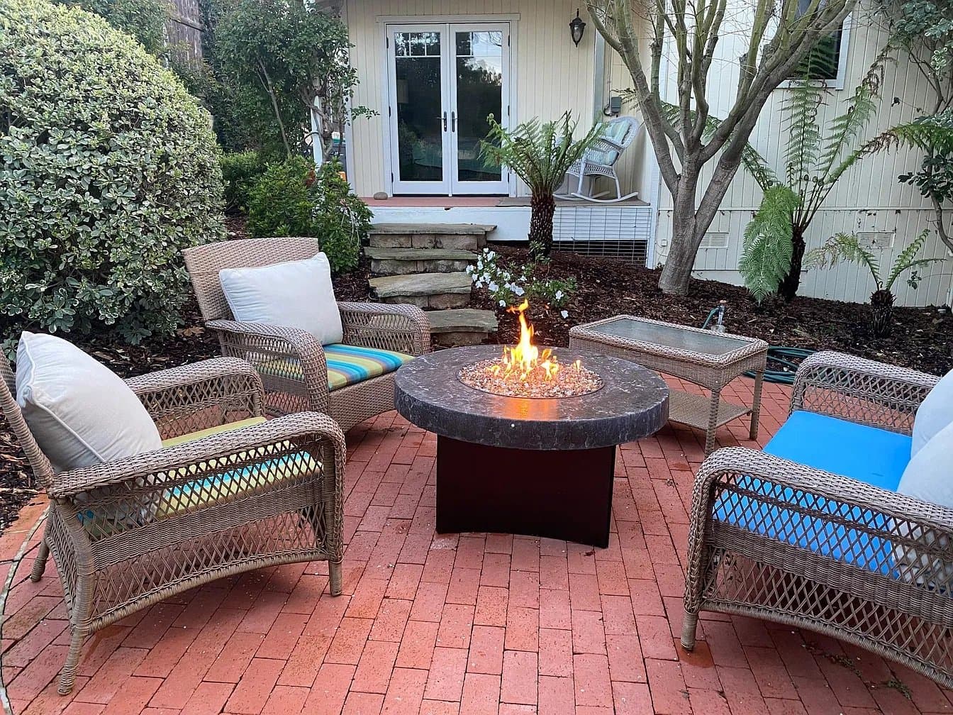 Santa Ynez House: 3335 Madera St
