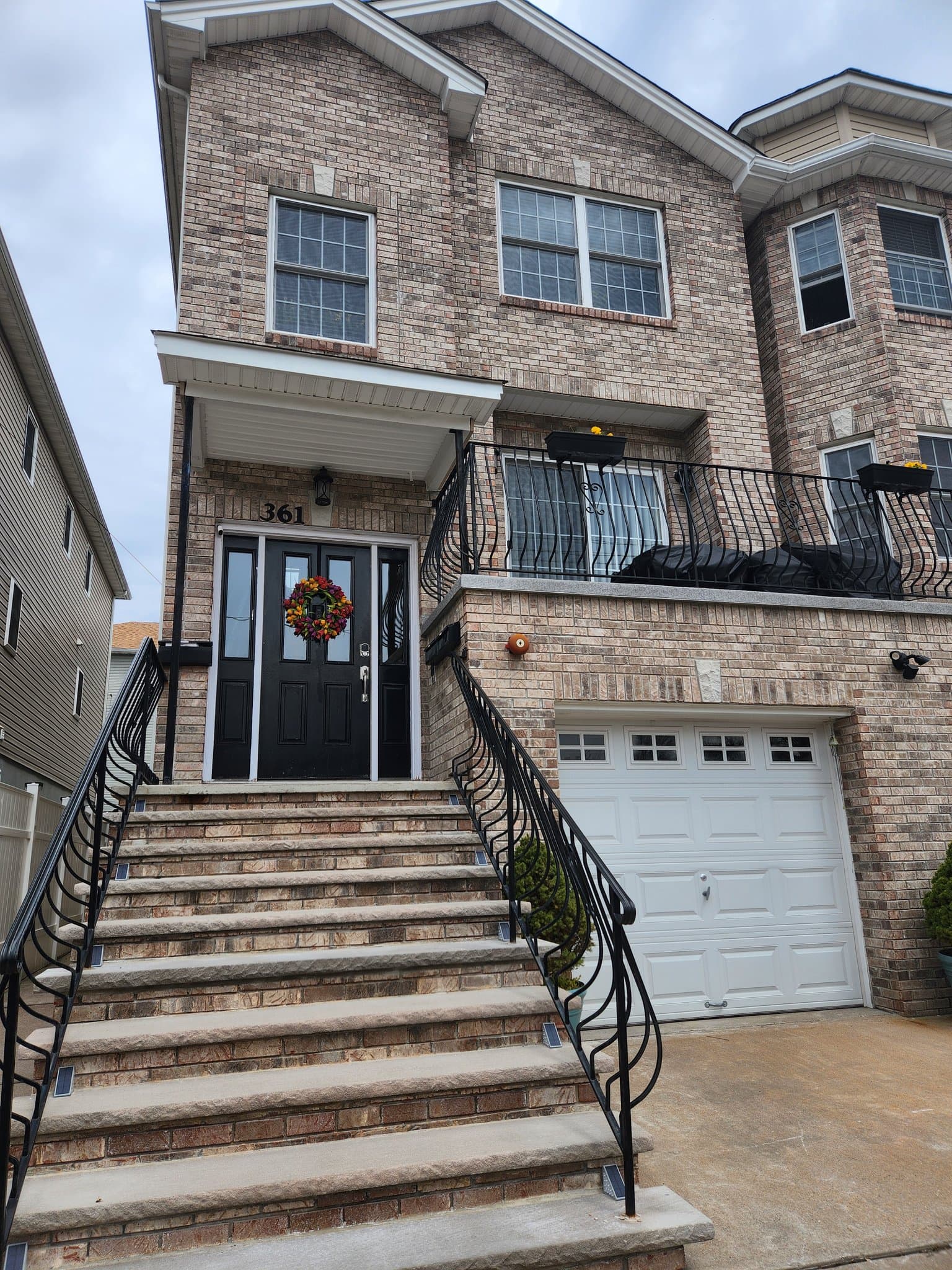 Newark Apartment: 361 Verona Ave