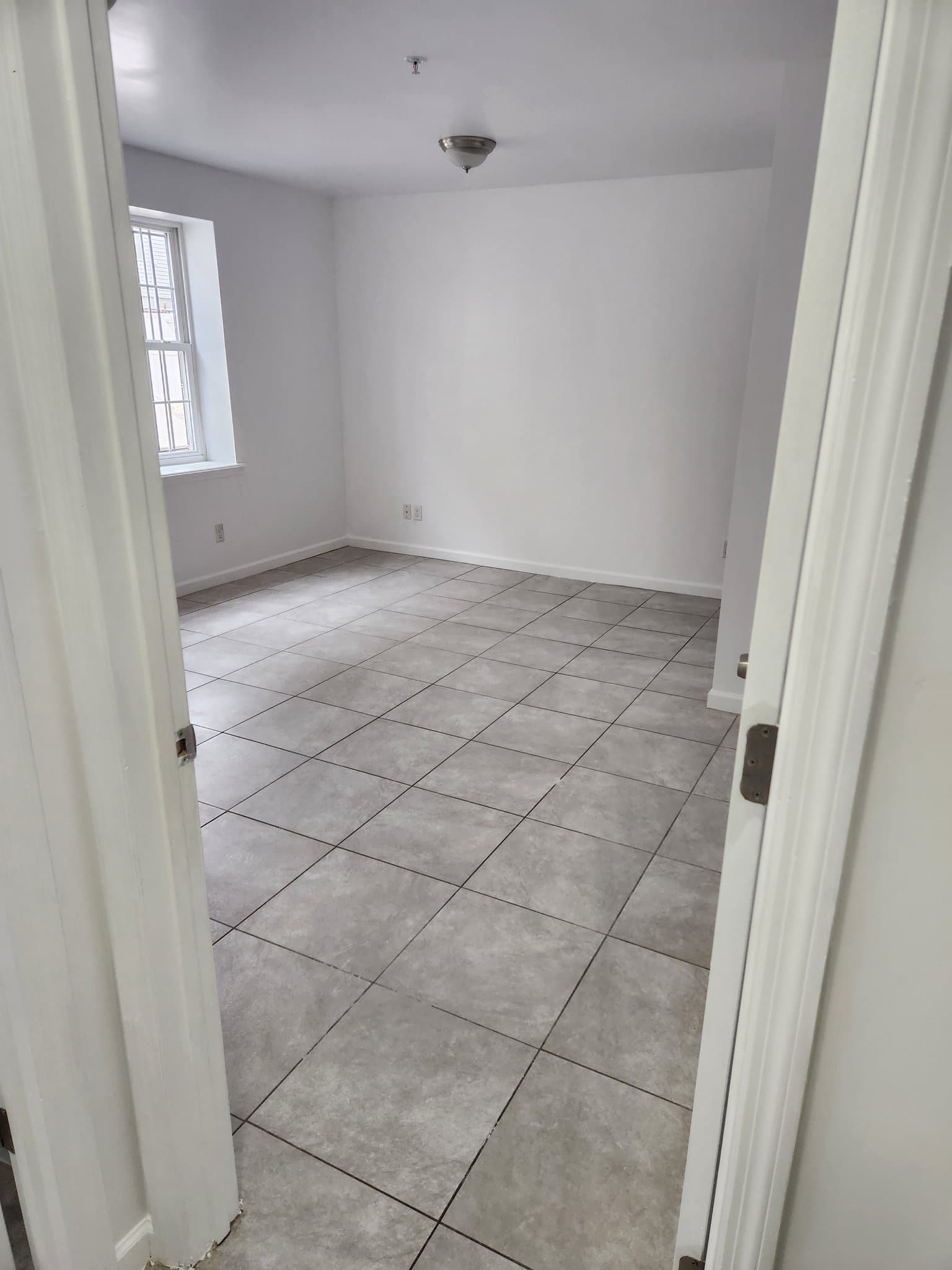 Newark Apartment: 361 Verona Ave