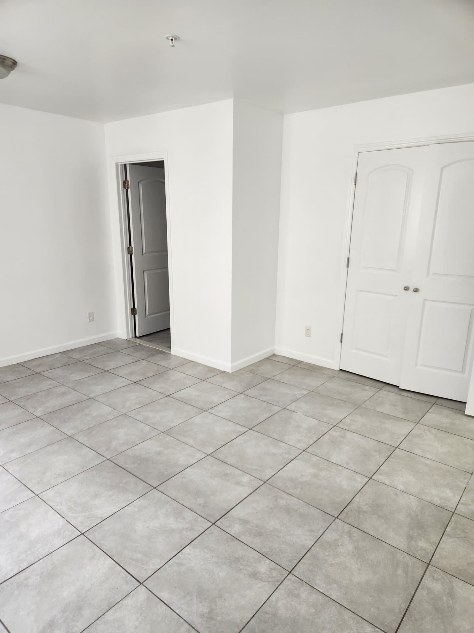 Newark Apartment: 361 Verona Ave