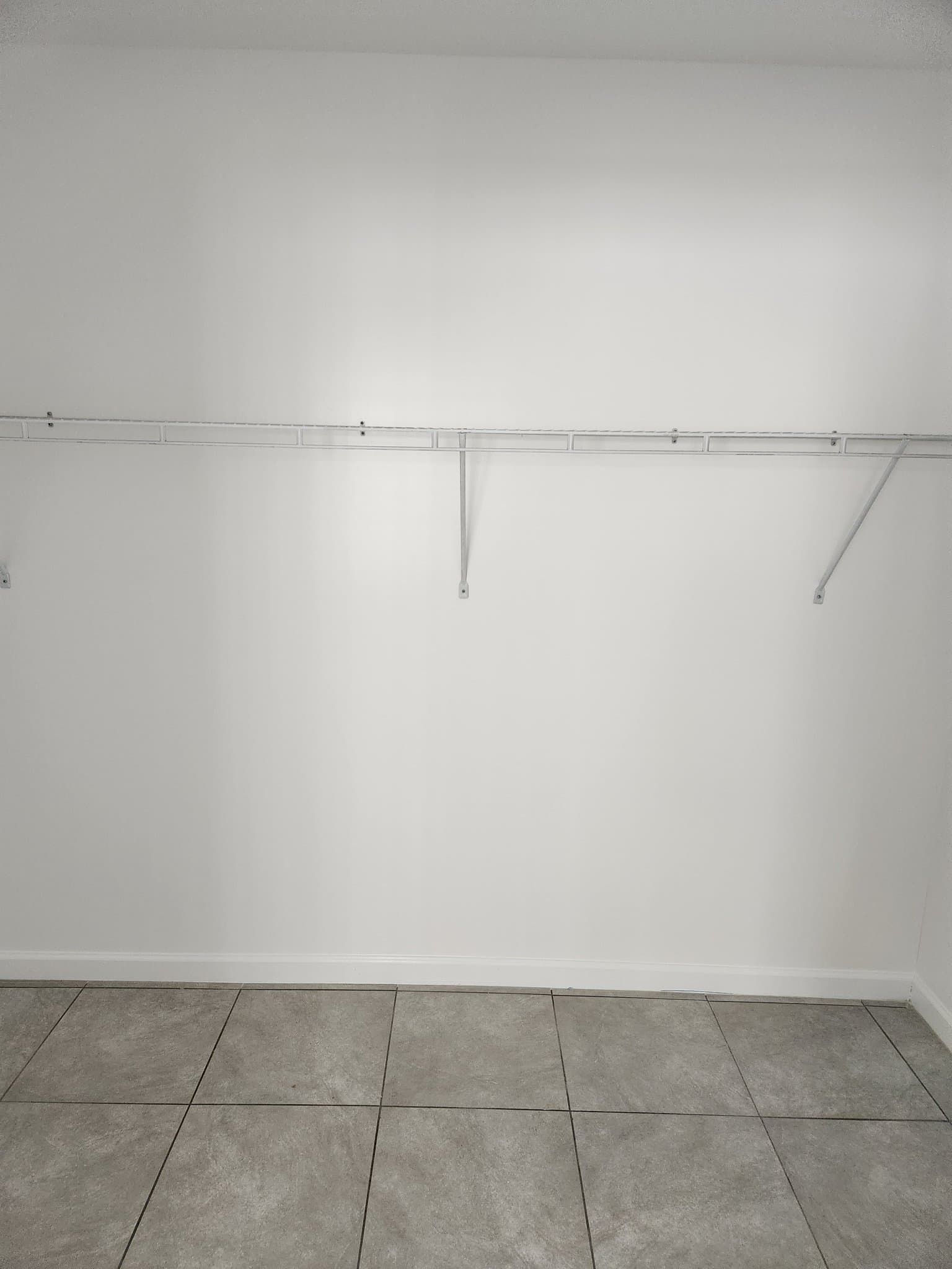 Newark Apartment: 361 Verona Ave