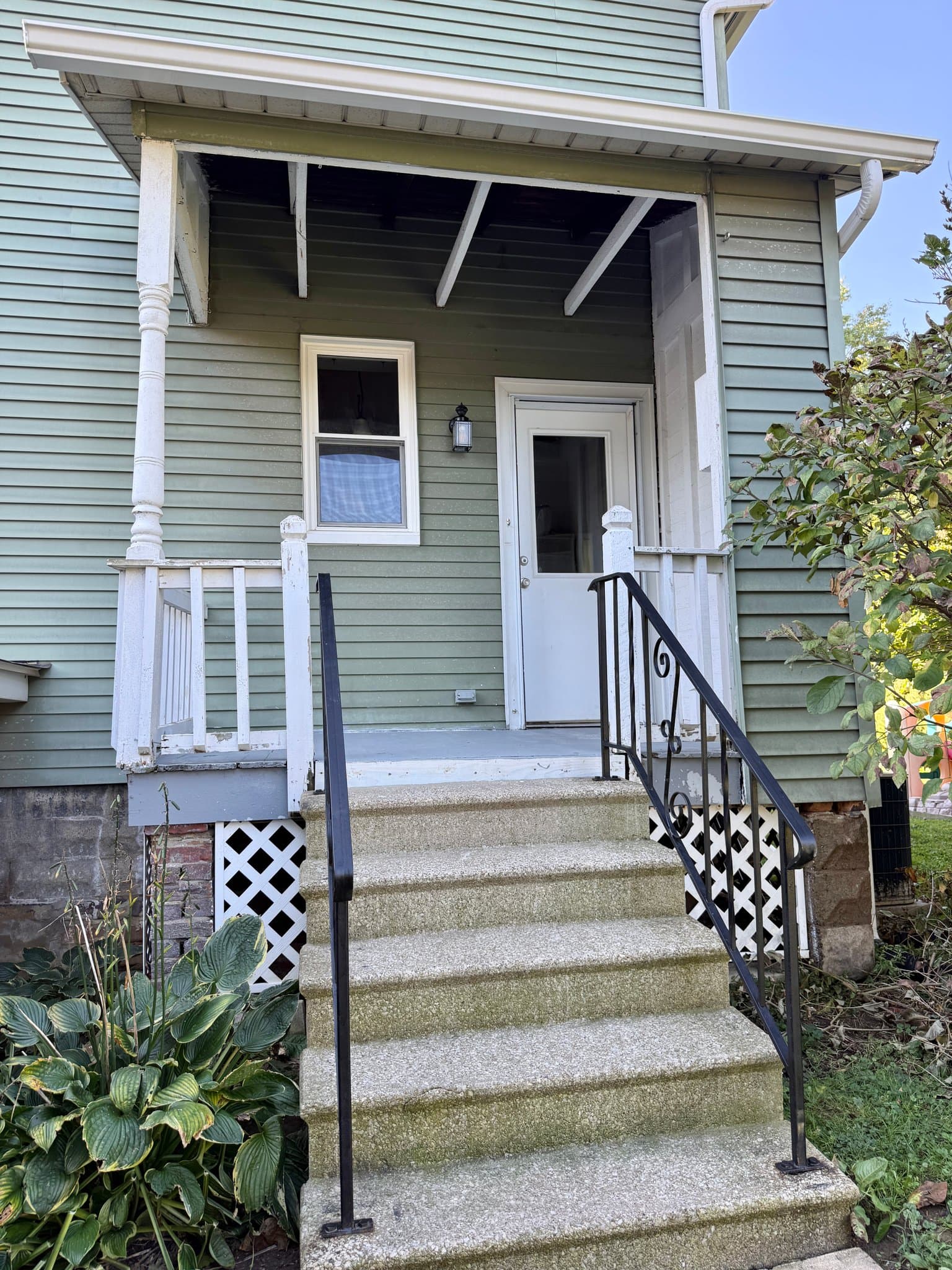 North Canton House: 547 W. Maple St.