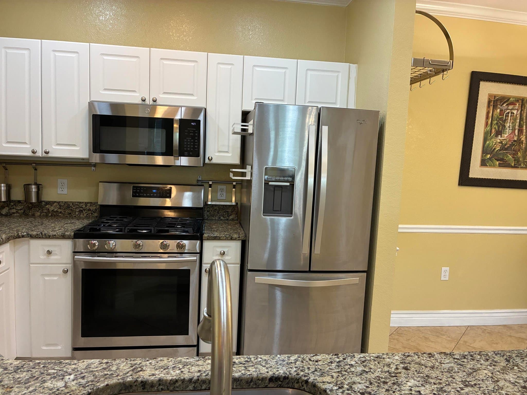 Clearwater Condo: 2731 Via Capri