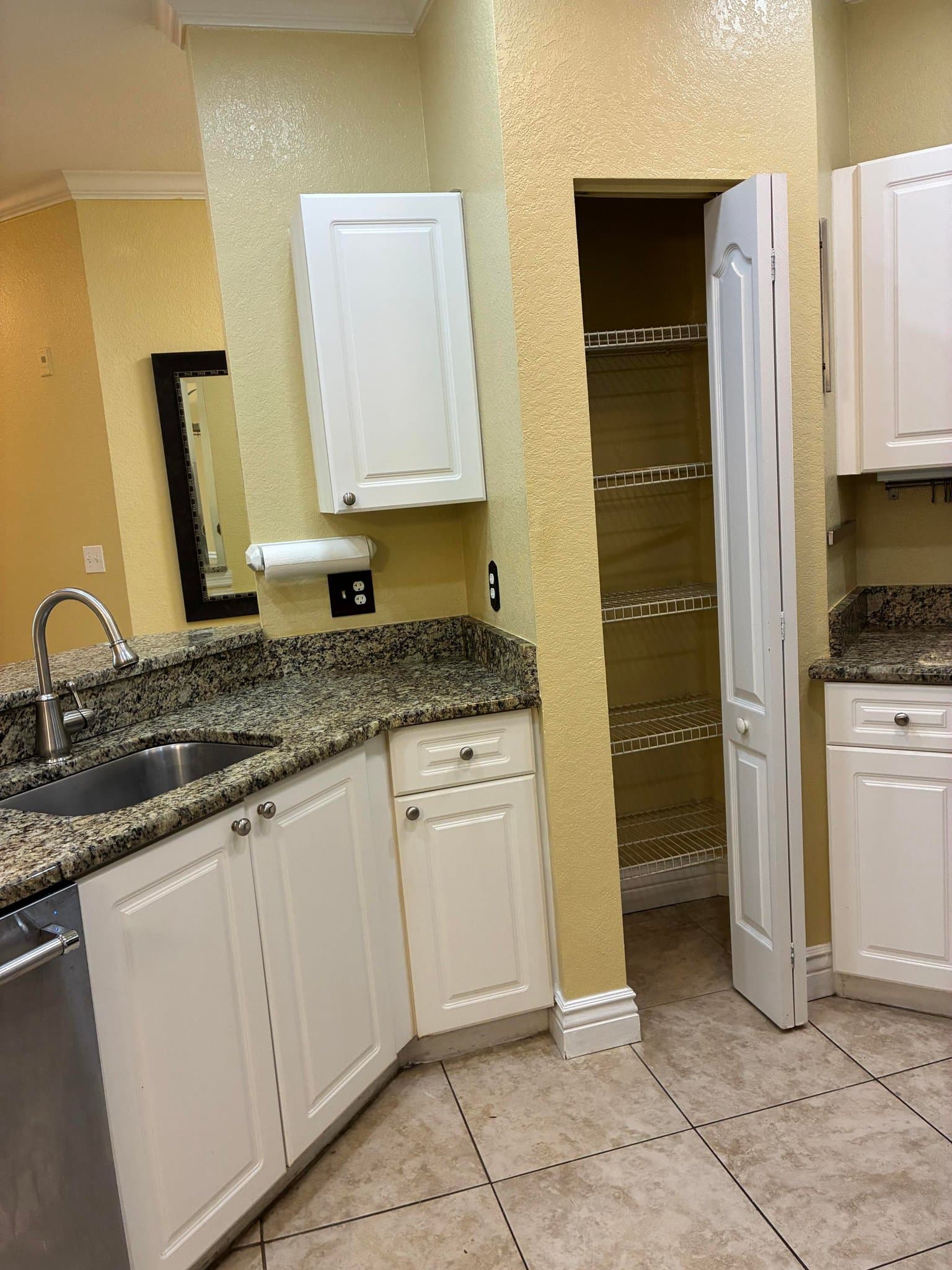 Clearwater Condo: 2731 Via Capri