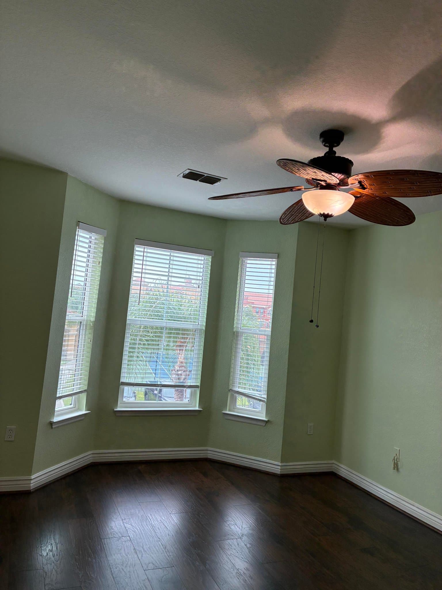 Clearwater Condo: 2731 Via Capri