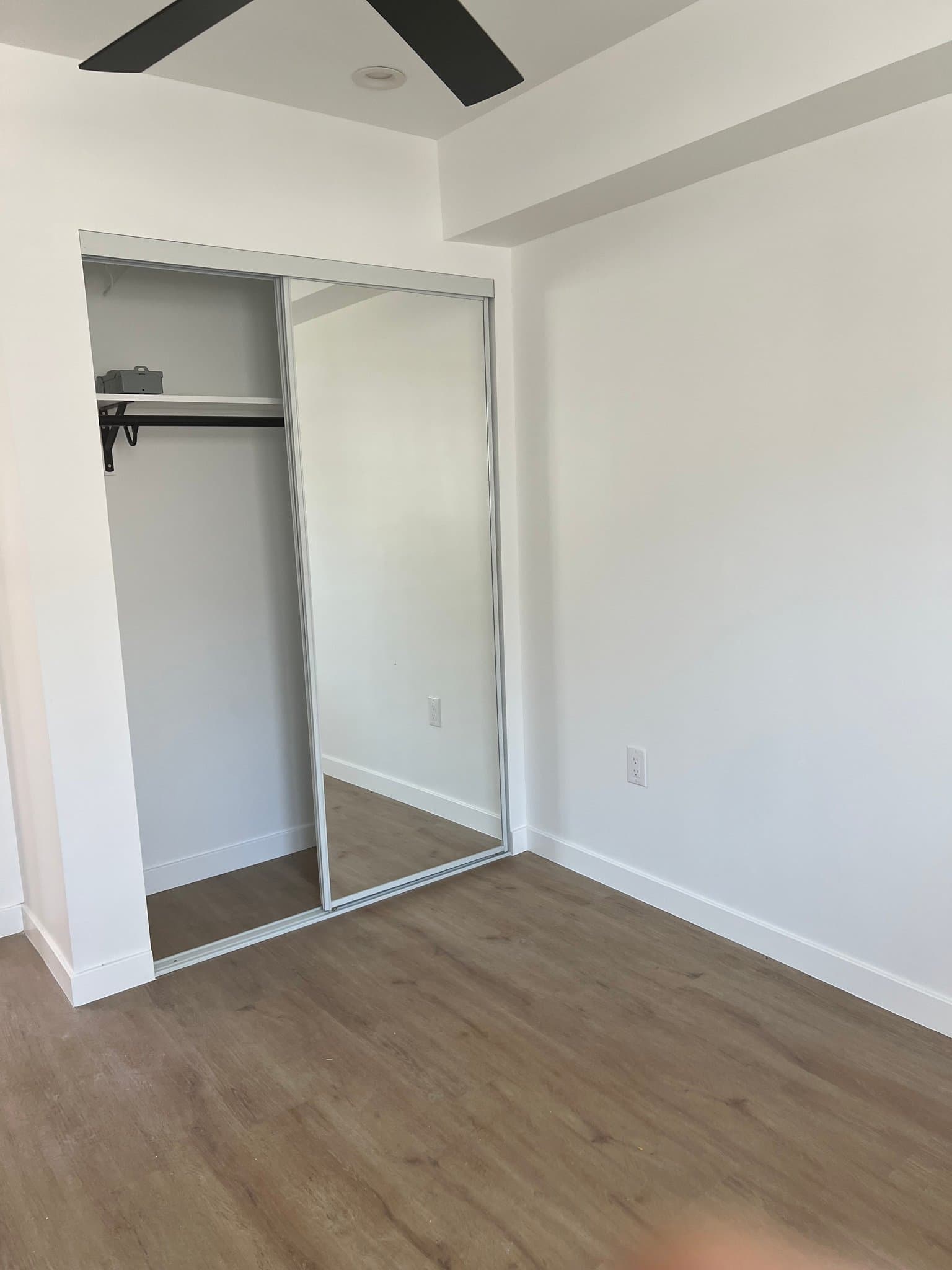 Los Angeles Townhome: 963 1/2 N Serrano Ave