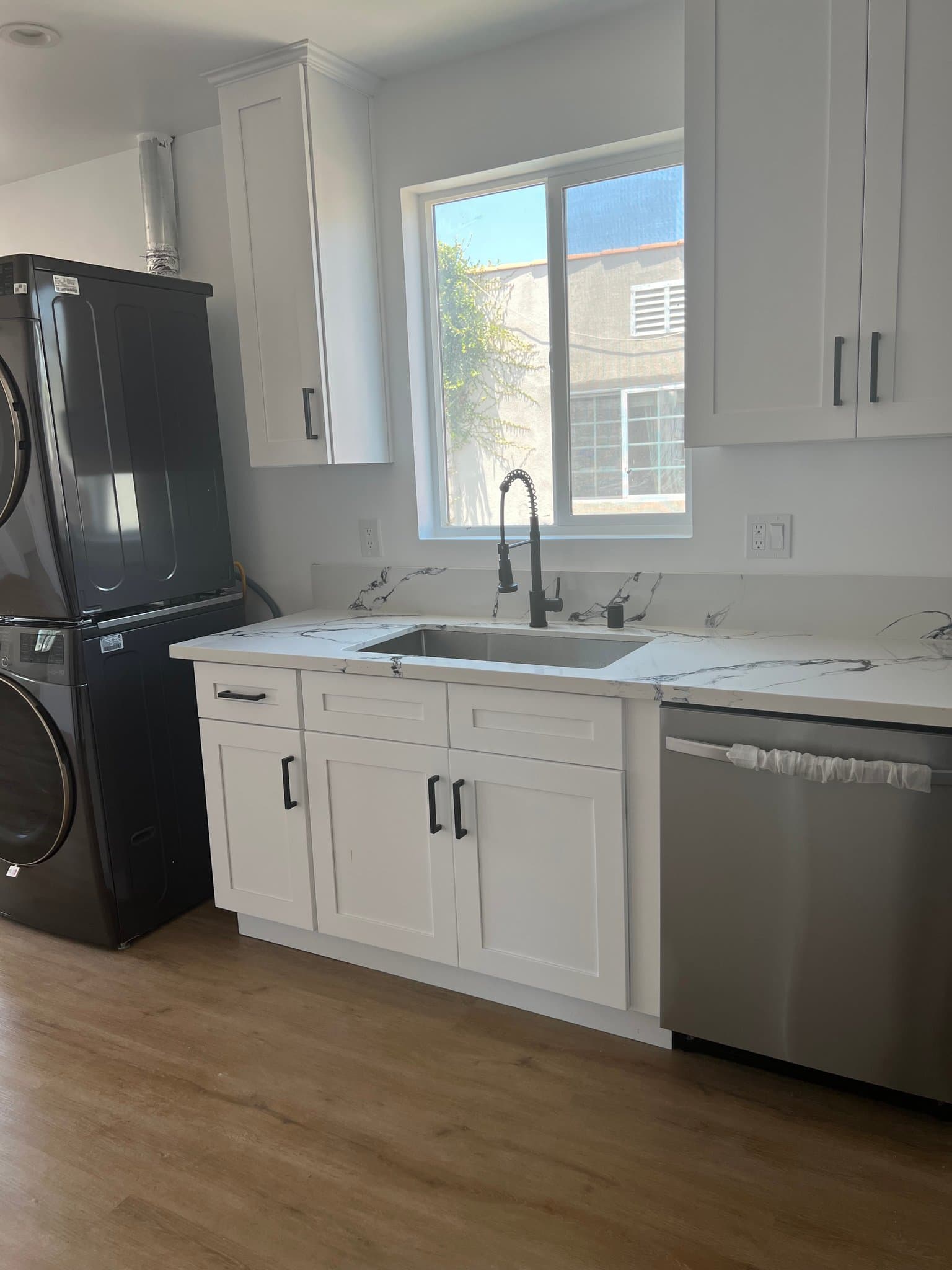 Los Angeles Townhome: 963 1/2 N Serrano Ave