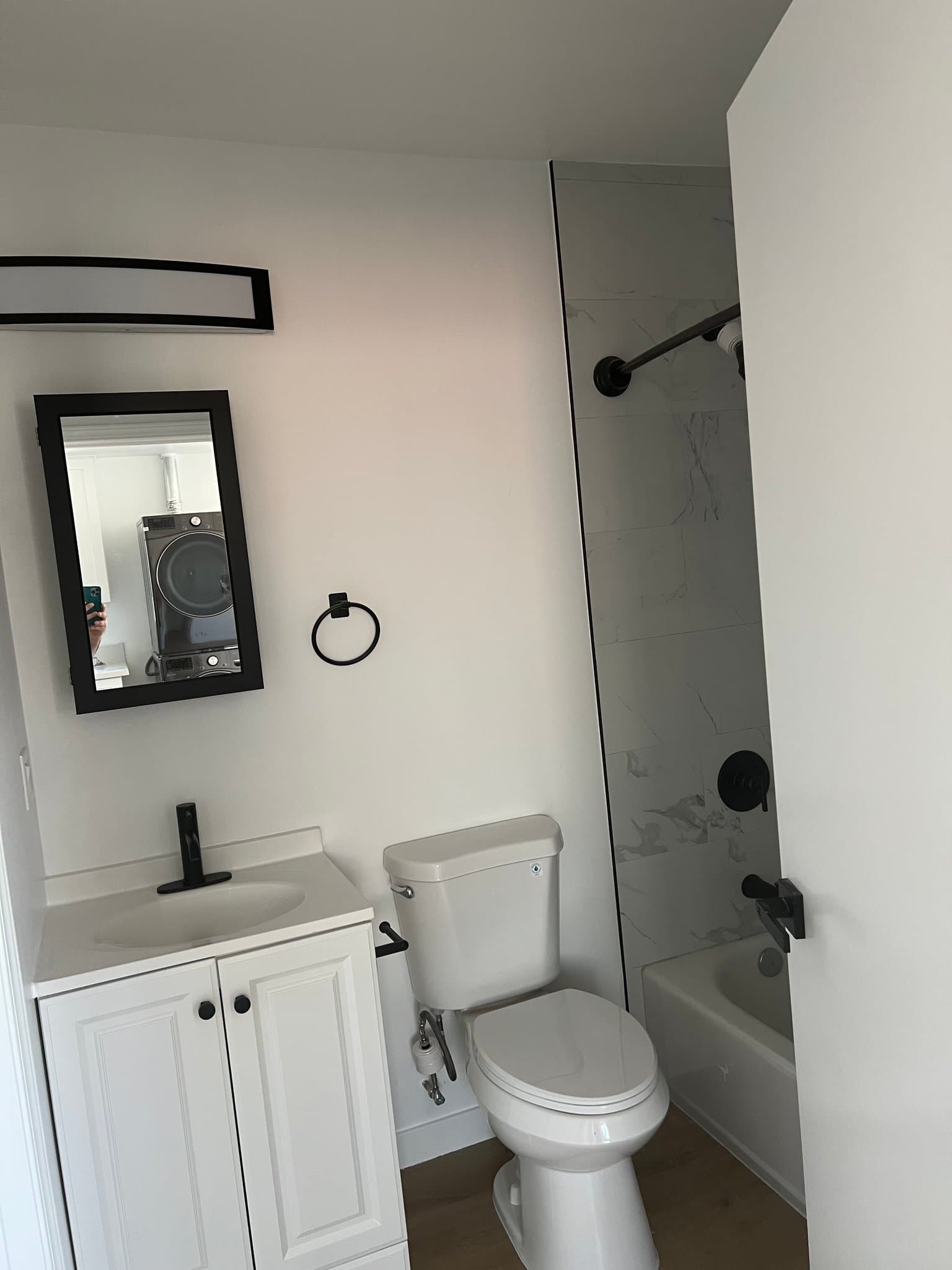 Los Angeles Townhome: 963 1/2 N Serrano Ave