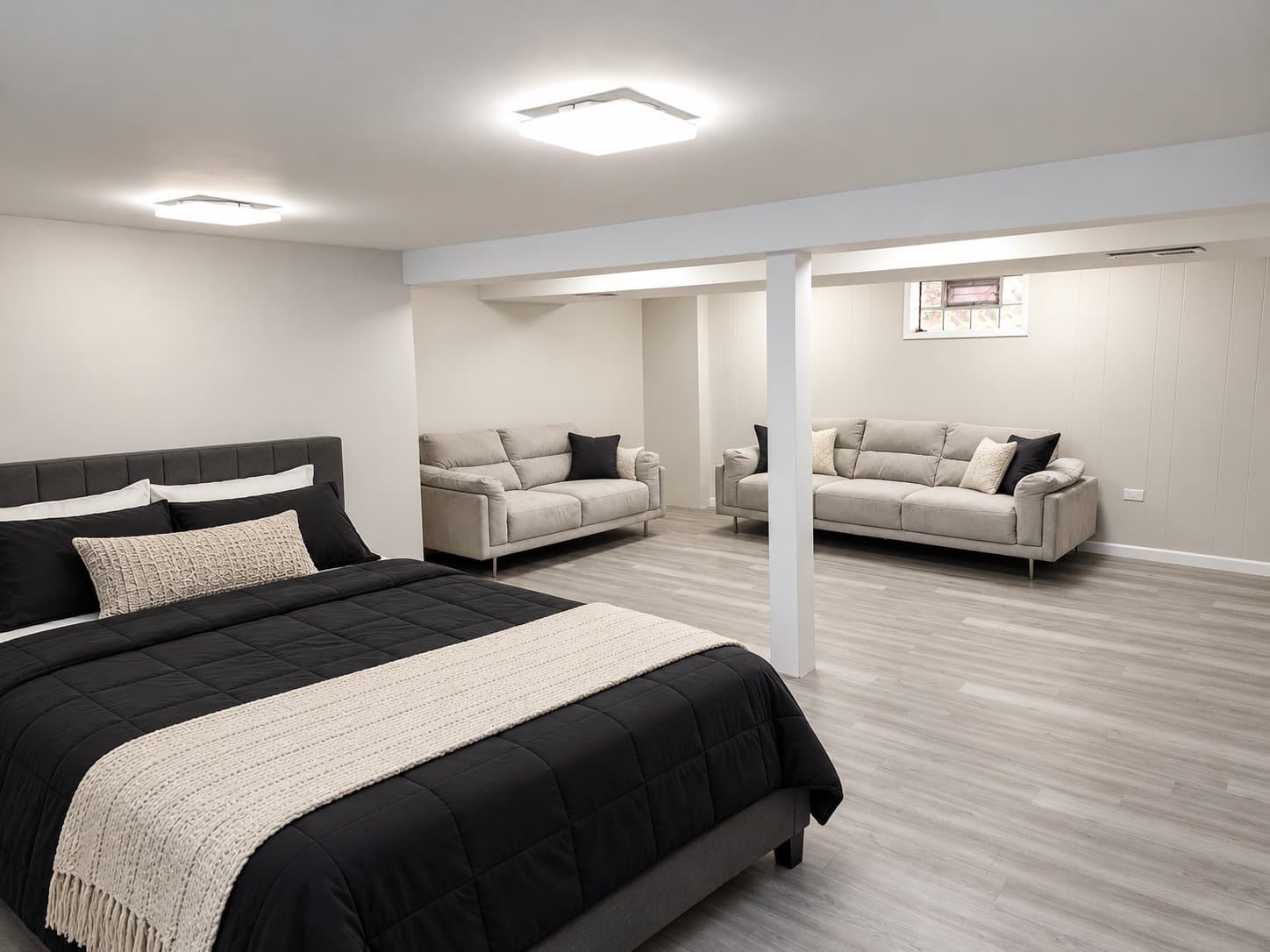 Chicago House: 8129 S Woodlawn Ave