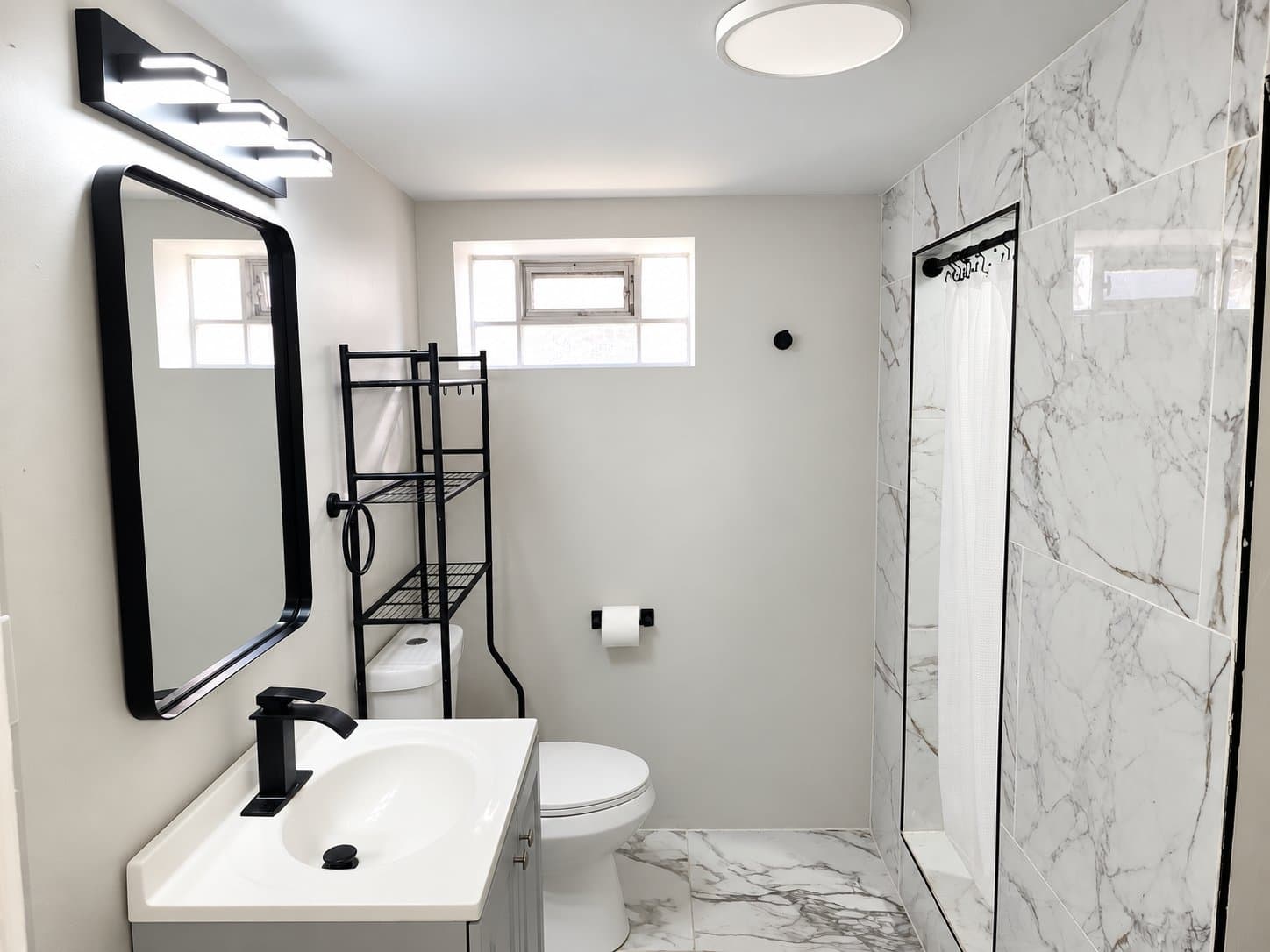 Chicago House: 8129 S Woodlawn Ave