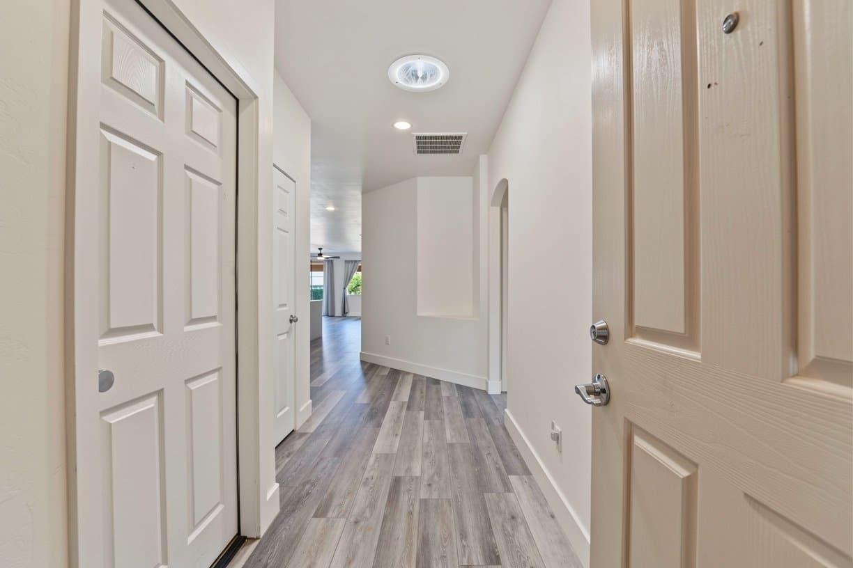 Tucson House: 2281 E Skipping Rock Way