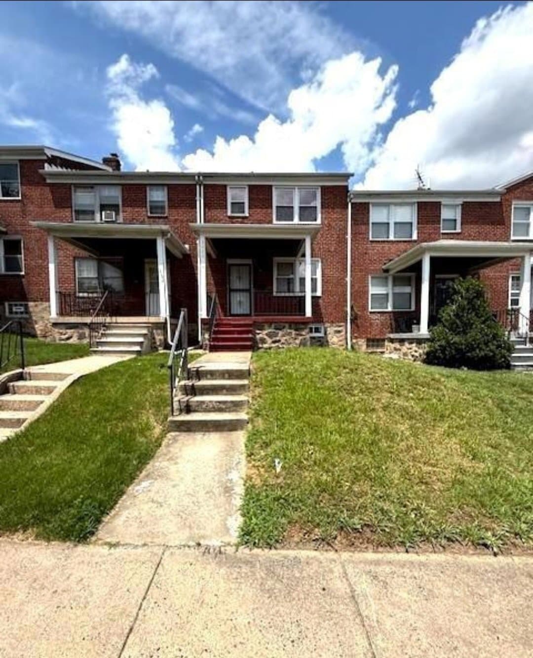 Baltimore Townhome: 3020 Mondawmin Ave