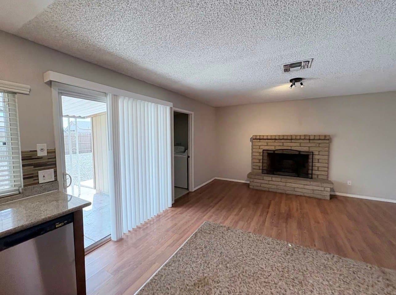 Tempe House: 805 W Harvard Dr