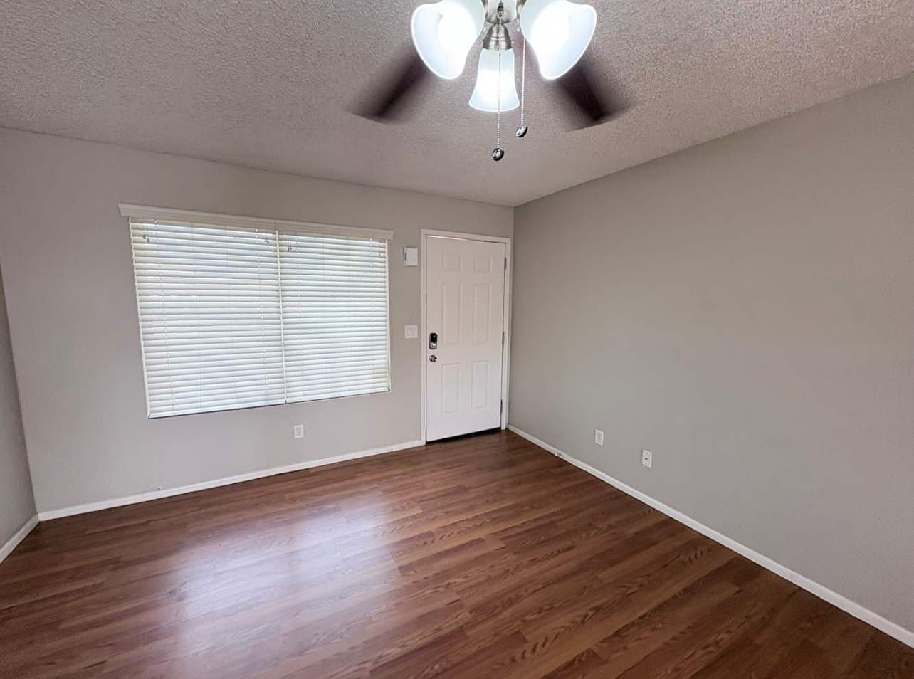 Tempe House: 805 W Harvard Dr