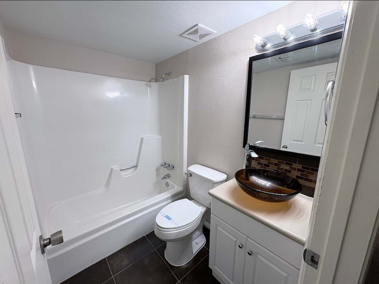 Tempe House: 805 W Harvard Dr