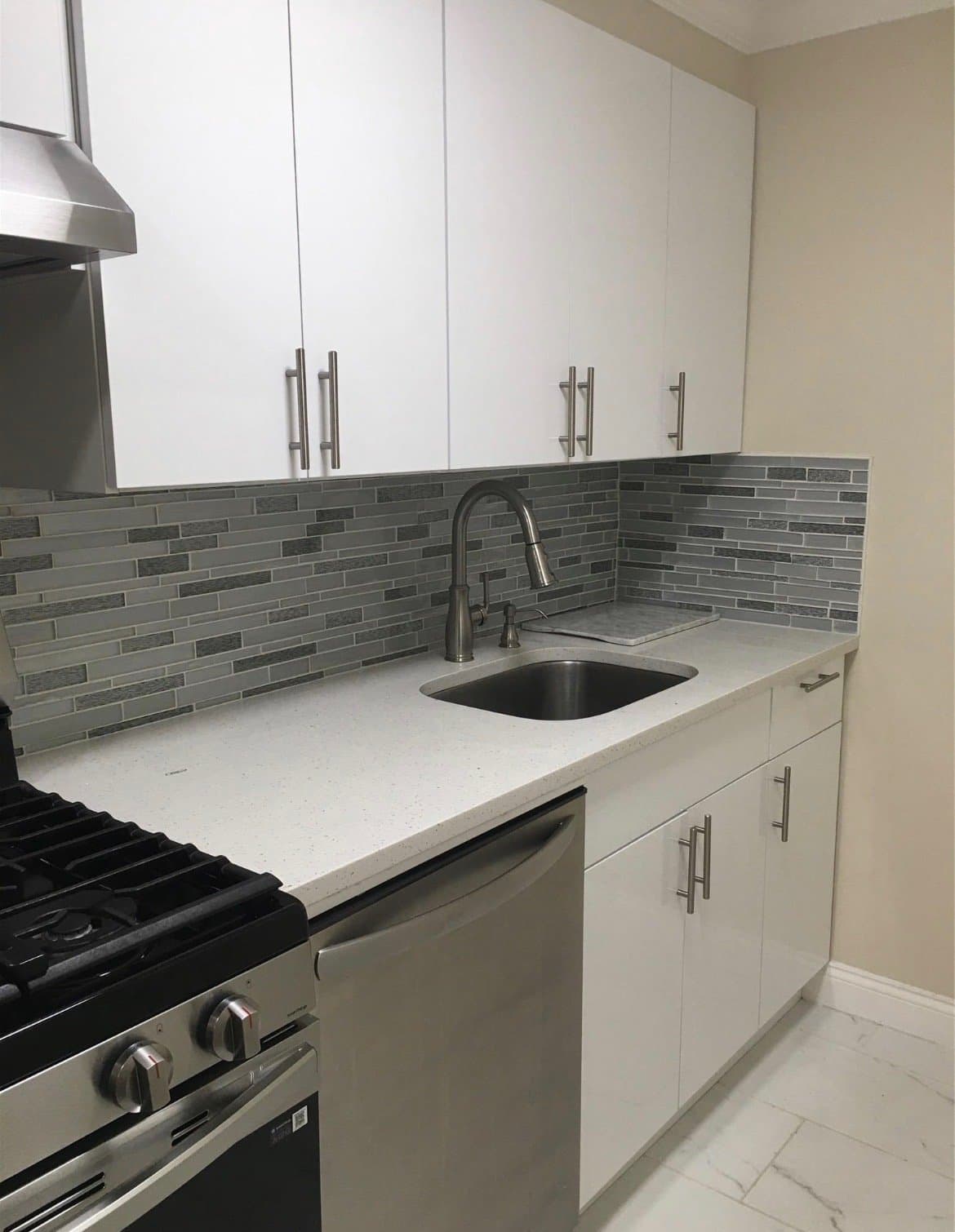 Queens Apartment: 14130 84 Road 4F Briarwood, NY 11435