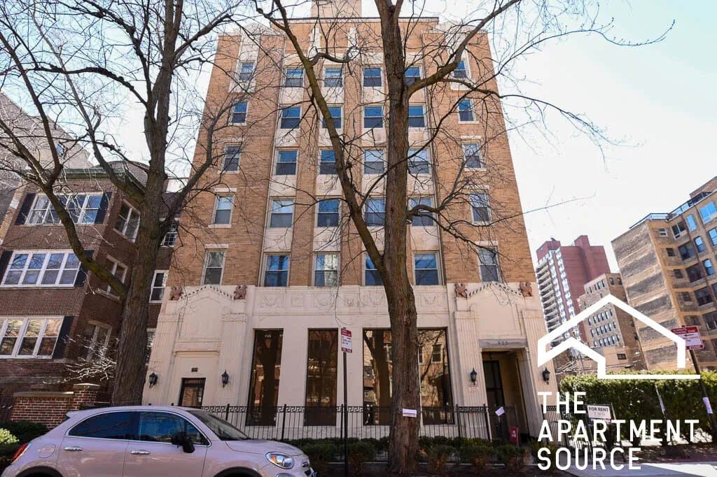 Chicago Apartment: 925 West Carmen Avenue #5E Chicago, IL 60640